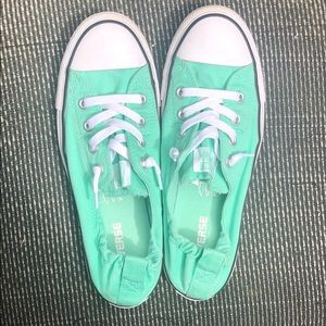 ⭐️Converse shorelines, EUC, size 9, sea foam color